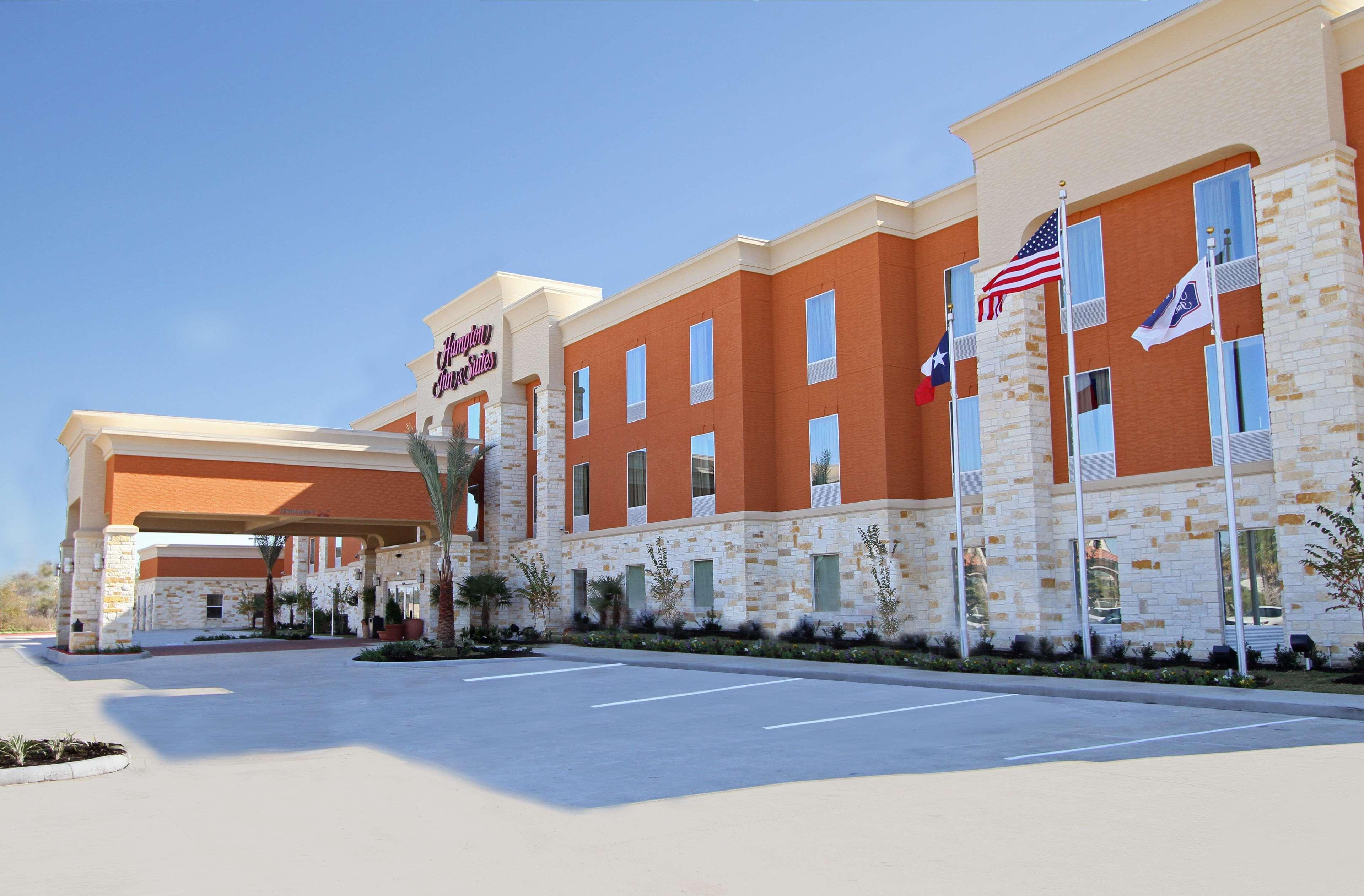 Hampton Inn & Suites Winnie Εξωτερικό φωτογραφία