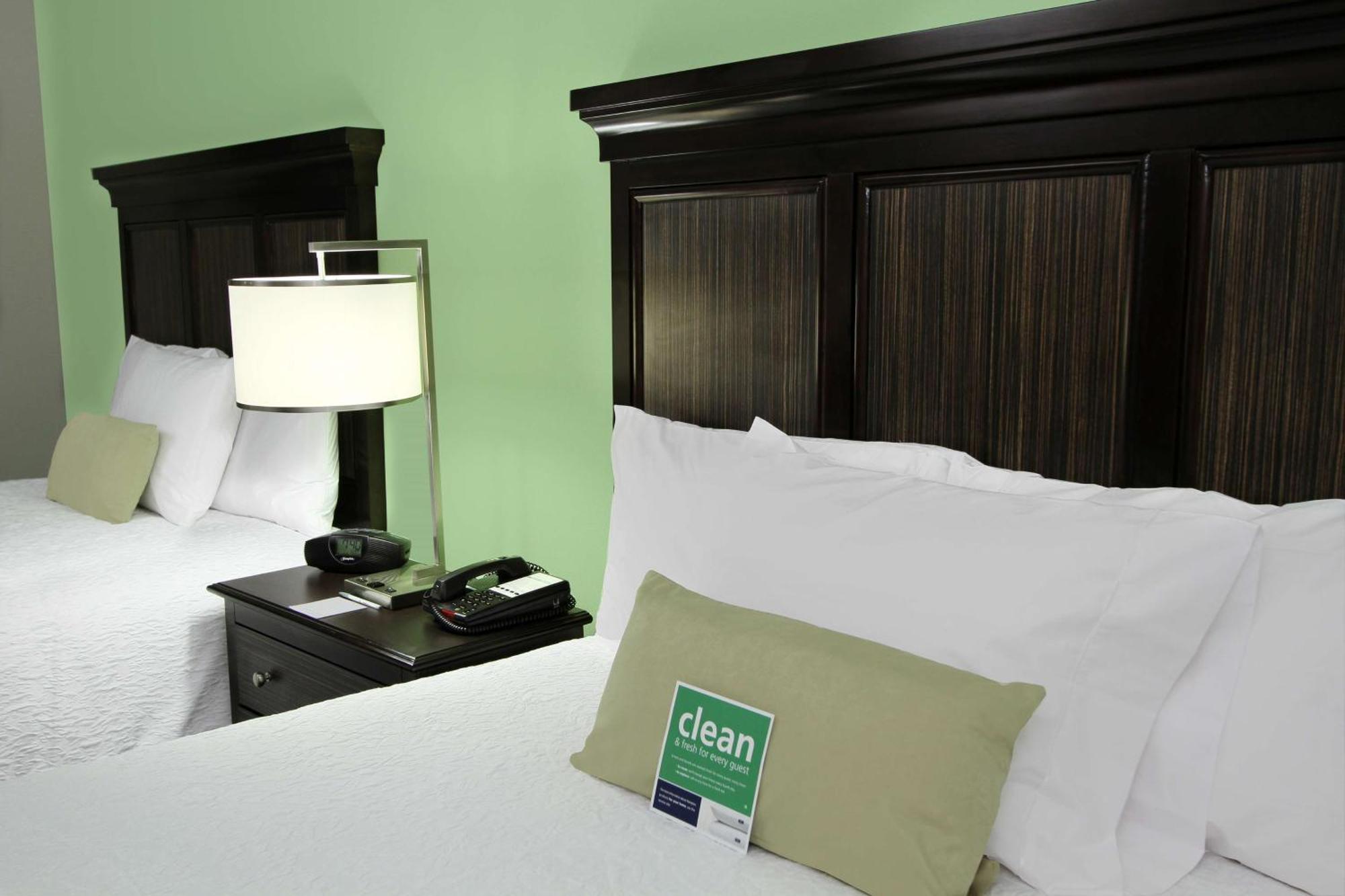 Hampton Inn & Suites Winnie Εξωτερικό φωτογραφία